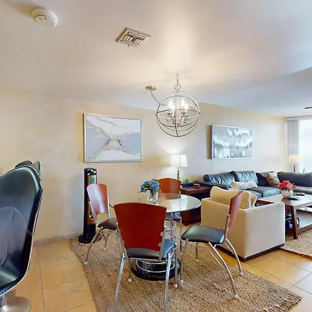 Beach Escape Condos Daytona Beach Shores Room photo